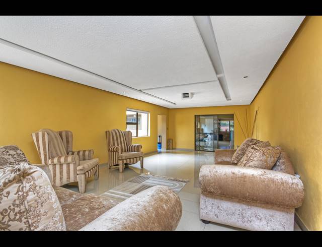 4 BEDROOM FREEHOLD FOR SALE IN BRAMLEY